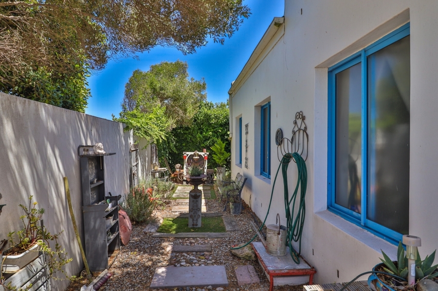 4 Bedroom Property for Sale in Blue Lagoon Western Cape